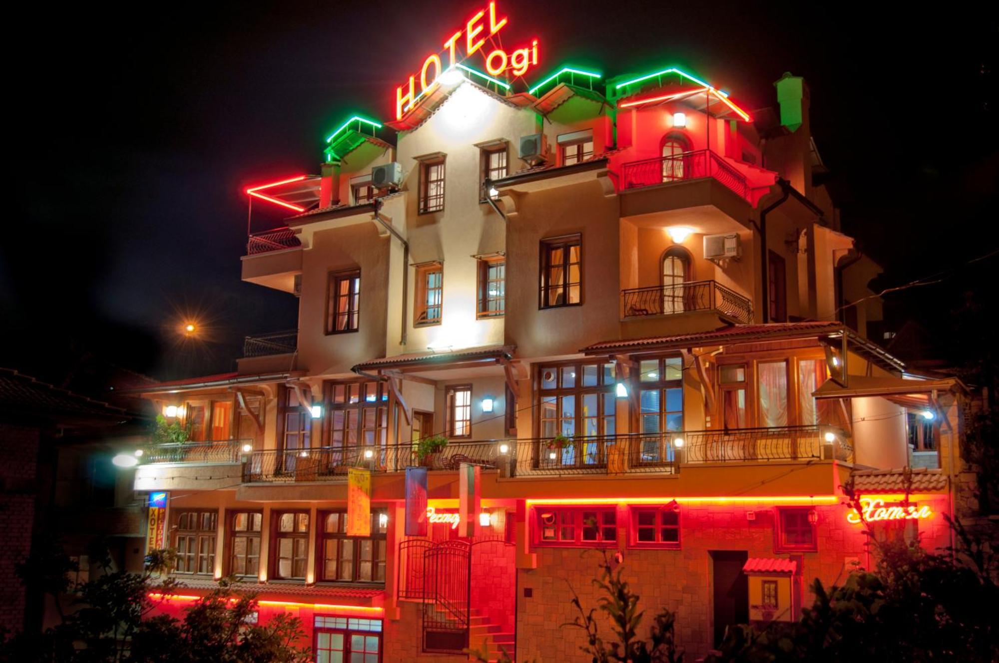 Family Hotel Ogi Asenovgrad Exteriér fotografie