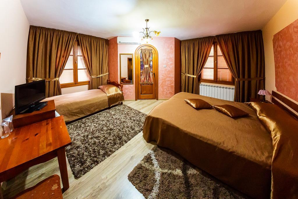 Family Hotel Ogi Asenovgrad Exteriér fotografie